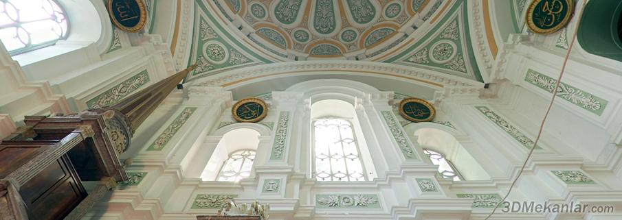 K���k Mecidiye Camii